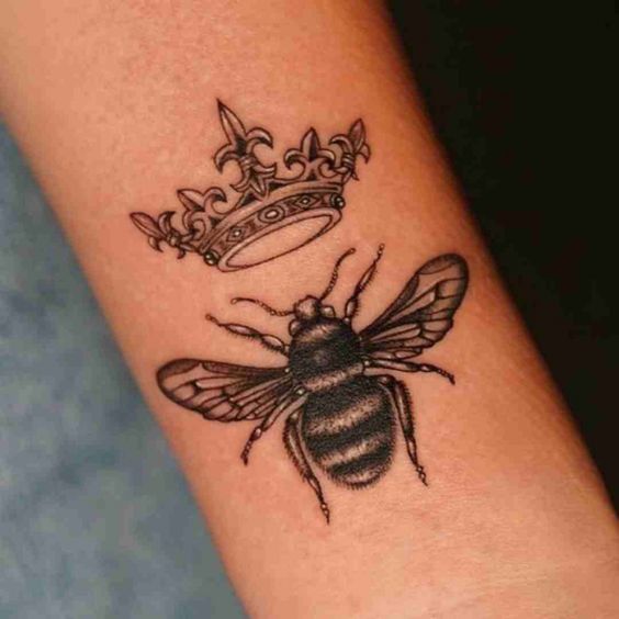 Bee with Crown