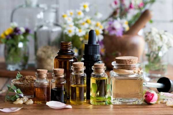 Best Essential Oils For Glowing Skin!