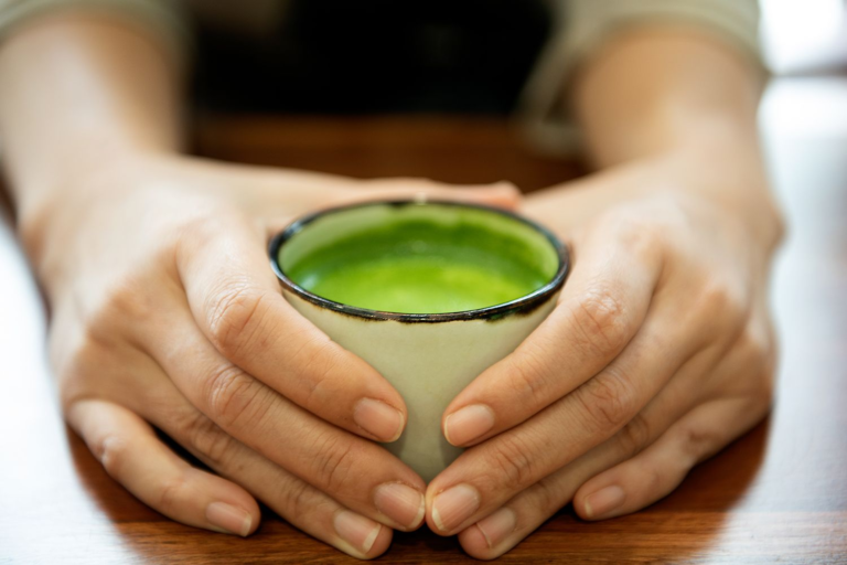 Incredible Similarities of Yoga and Organic Matcha for a Healthy Mind and Body